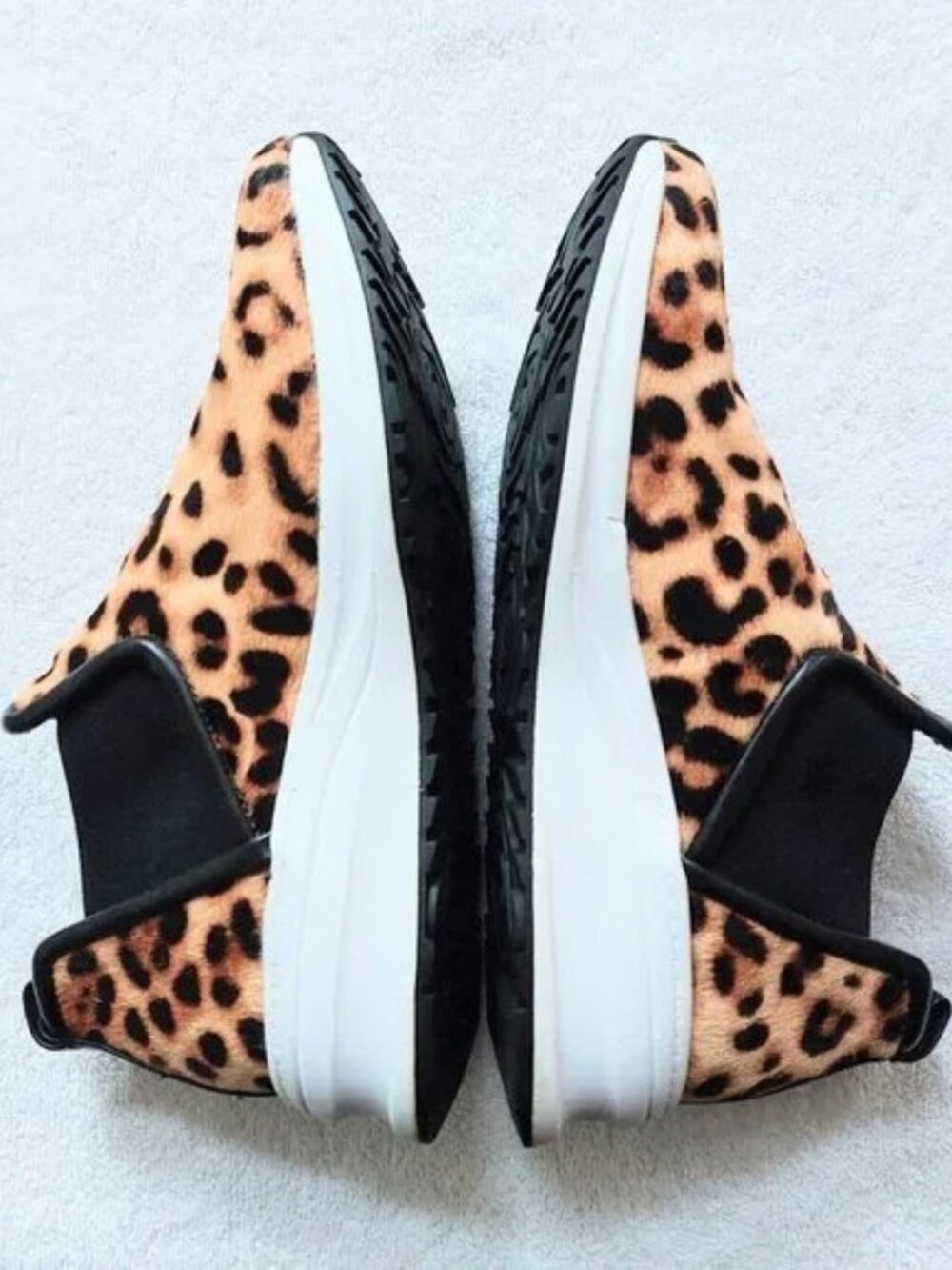 Taryn Rose Zayda leopard animal print calf-hair slip-on tan sneakers US11 = EU42